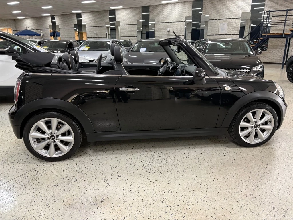 Hoofdafbeelding MINI Cabrio