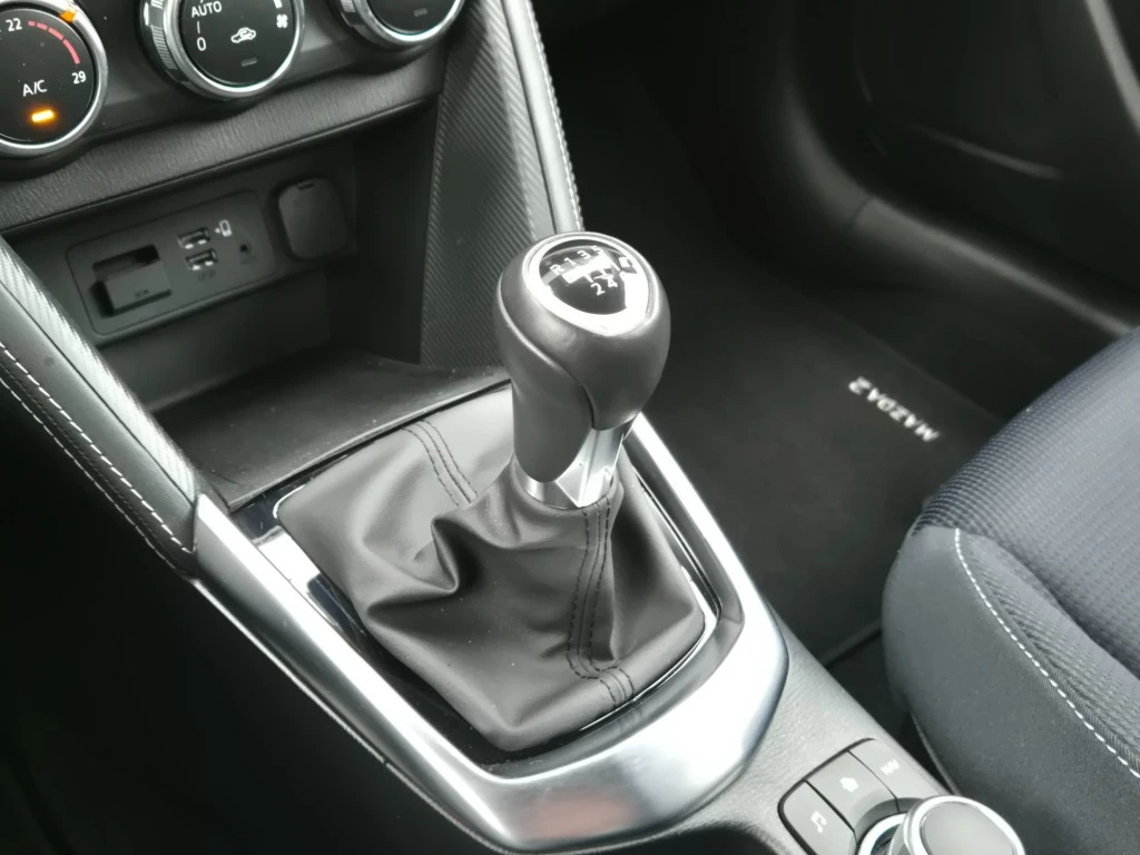 Hoofdafbeelding Mazda 2