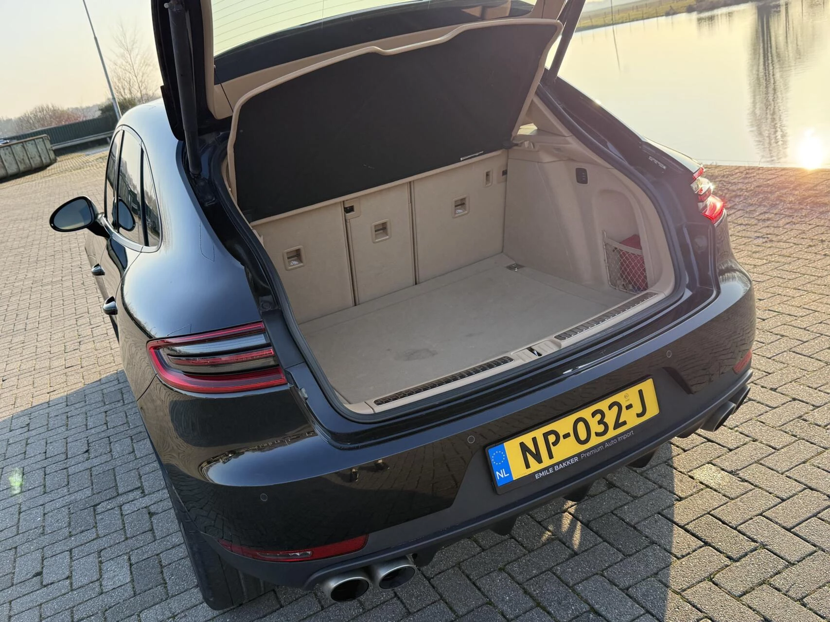 Hoofdafbeelding Porsche Macan
