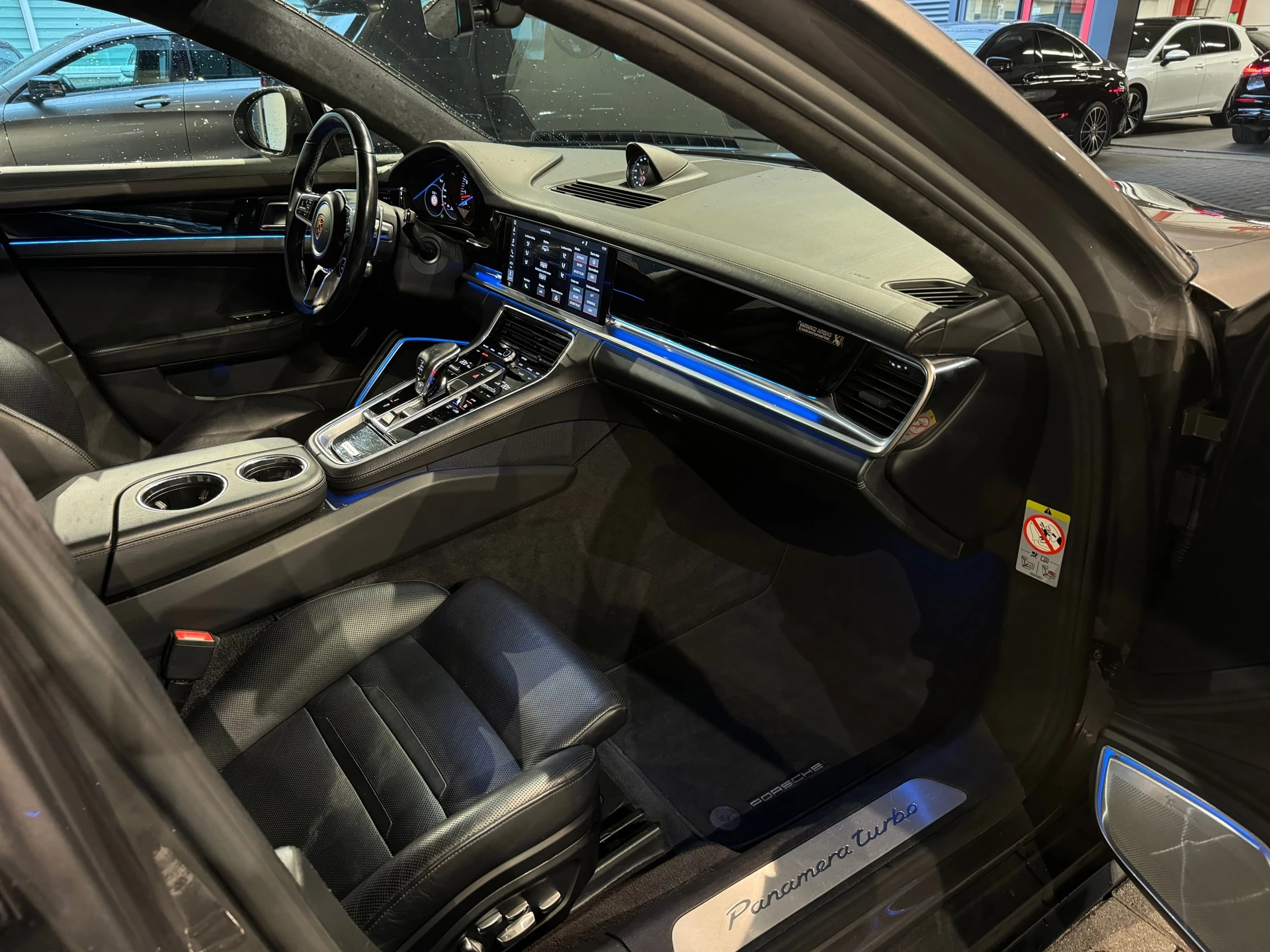 Hoofdafbeelding Porsche Panamera