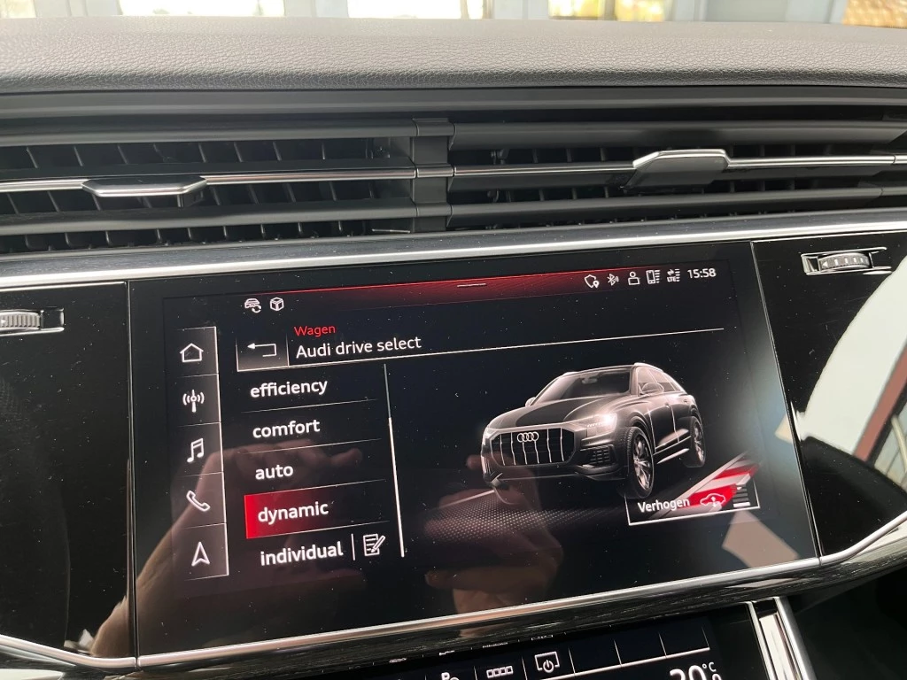 Hoofdafbeelding Audi Q8