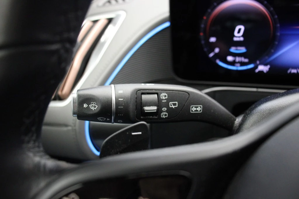 Hoofdafbeelding Mercedes-Benz EQC