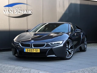 Hoofdafbeelding BMW i8 BMW i8 1.5 First Edition | HEAD-UP | LEDER | H&K | CAMERA | NAVI | STOELVERW. |
