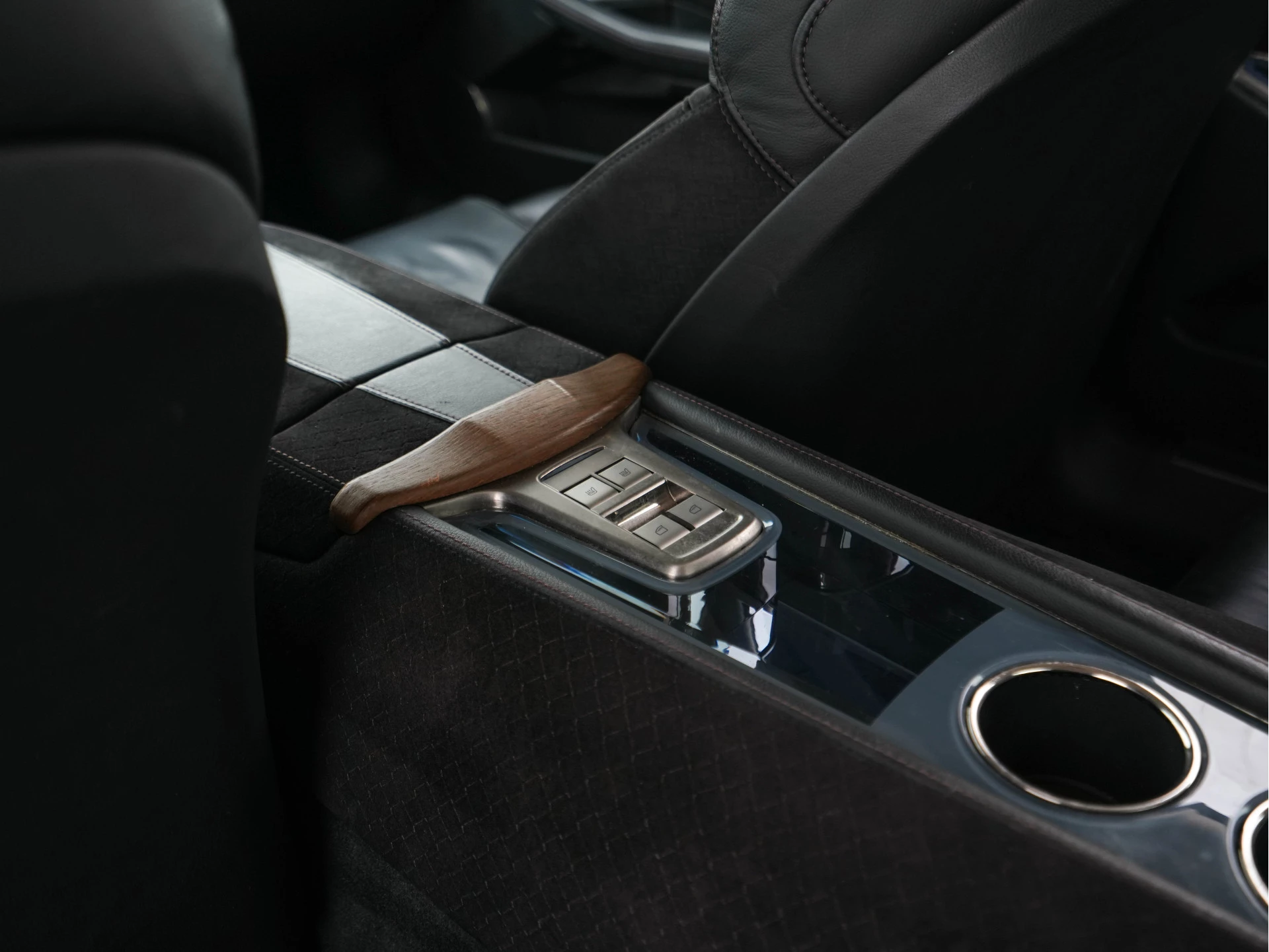 Hoofdafbeelding Fisker Karma