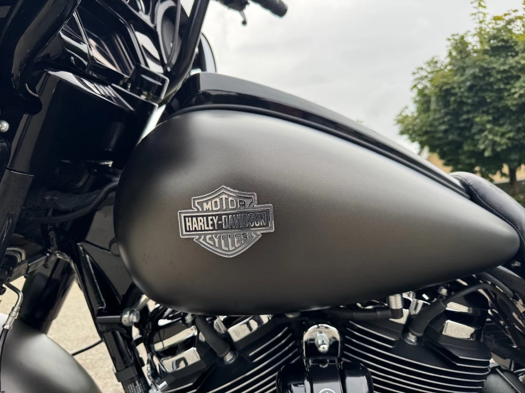 Hoofdafbeelding Harley-Davidson Street Glide