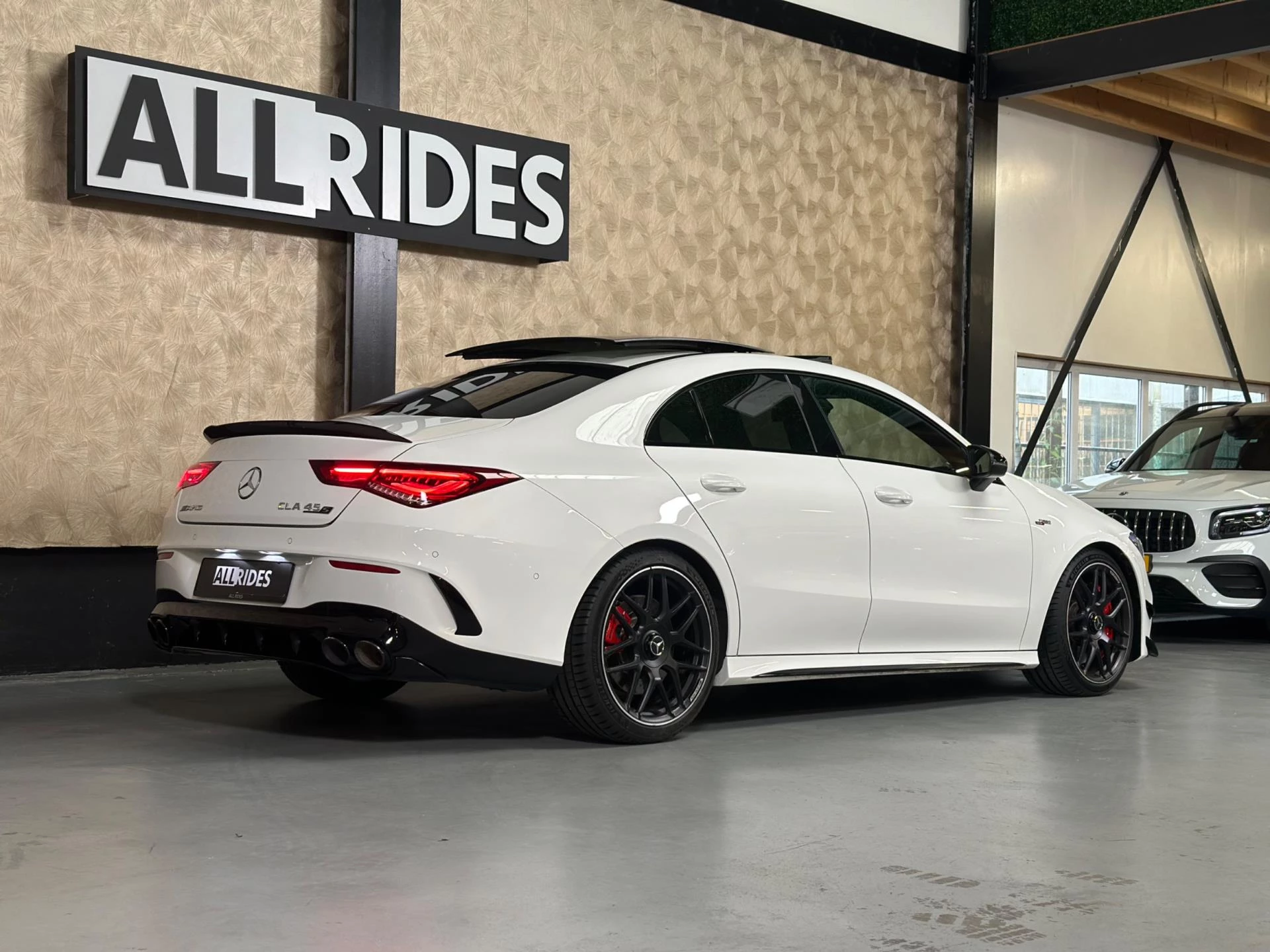 Hoofdafbeelding Mercedes-Benz CLA