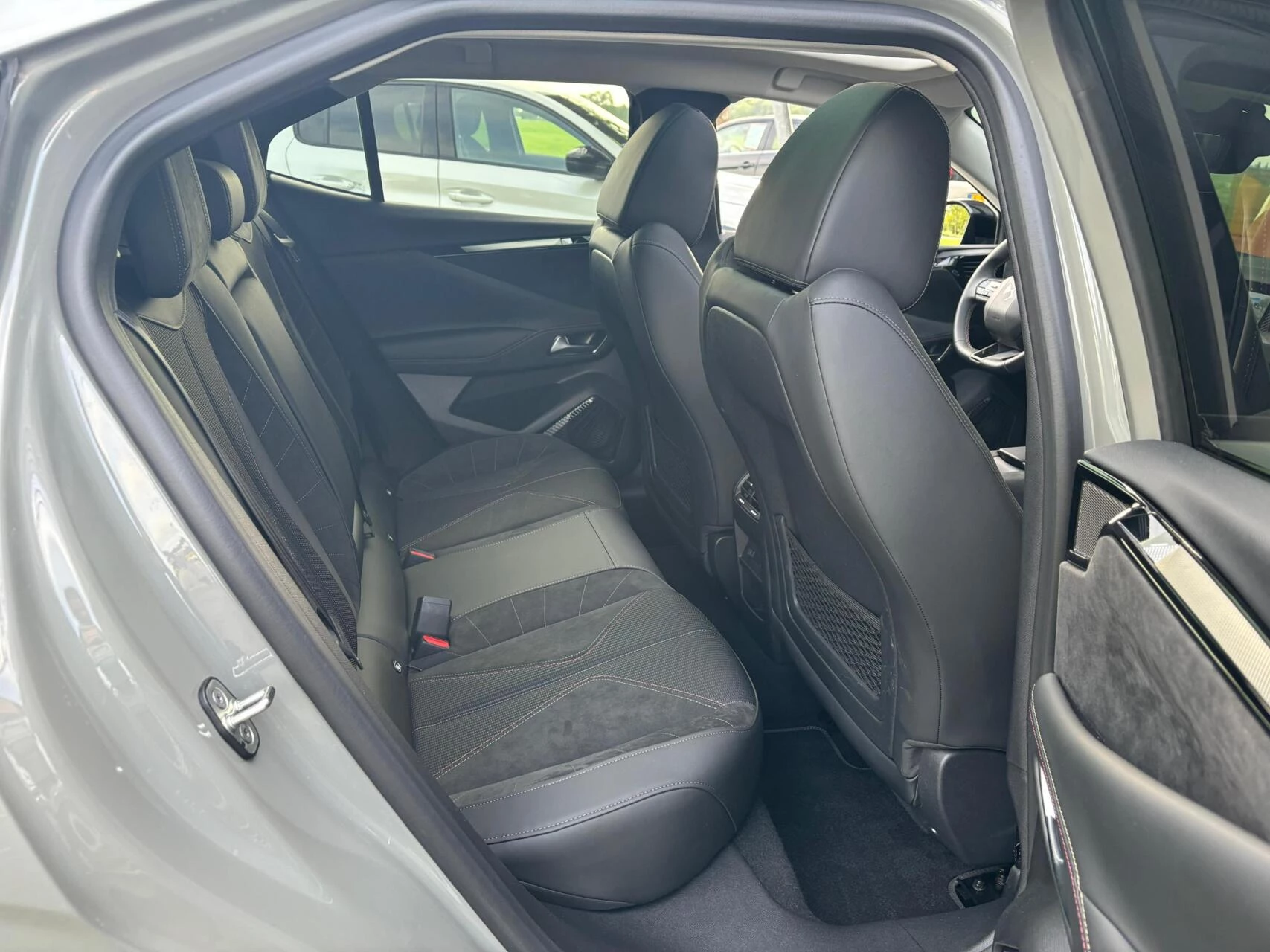 Hoofdafbeelding DS DS 4