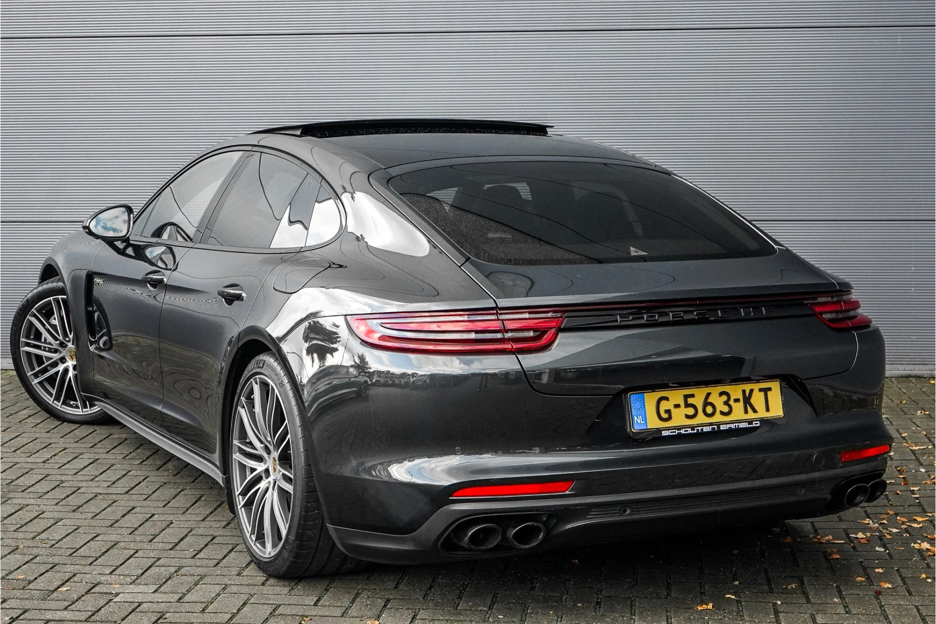 Hoofdafbeelding Porsche Panamera