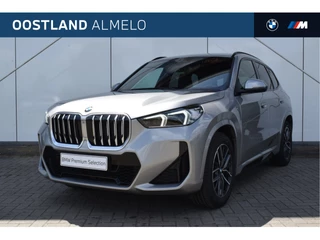 Hoofdafbeelding BMW X1 BMW X1 sDrive20i M Sport Automaat / Trekhaak / Sportstoelen / Adaptieve LED / M Adaptief onderstel / Comfort Access / Memory Seats / Parking Assistant