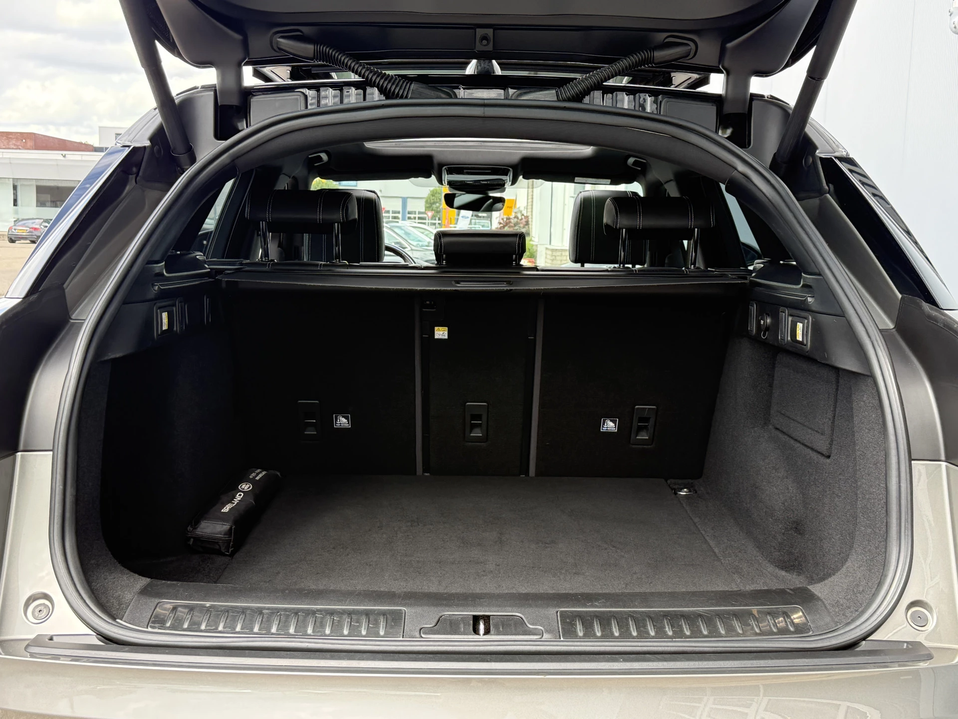Hoofdafbeelding Land Rover Range Rover Velar
