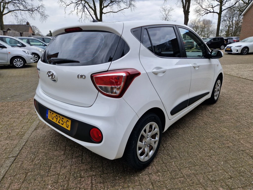 Hoofdafbeelding Hyundai i10