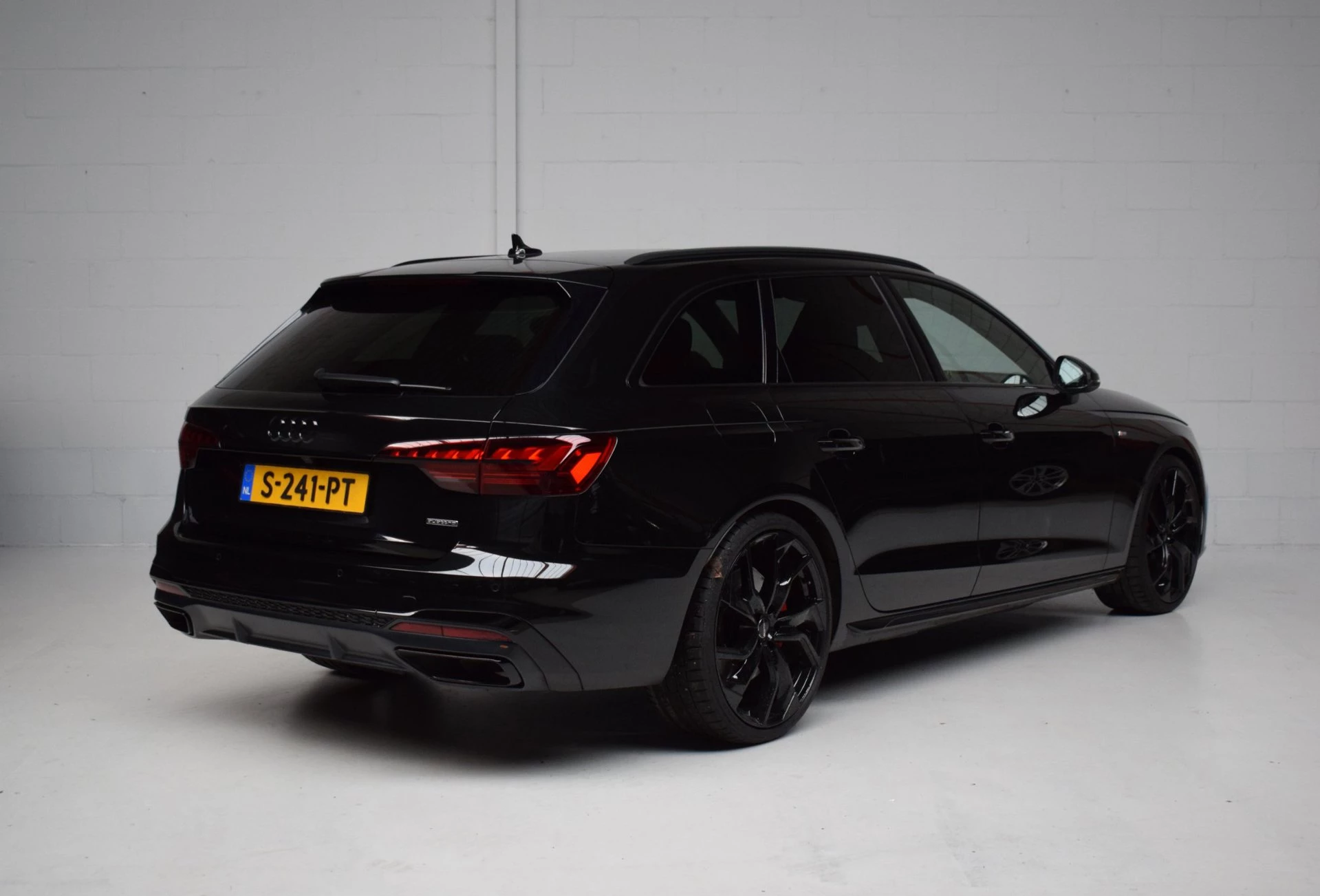 Hoofdafbeelding Audi A4