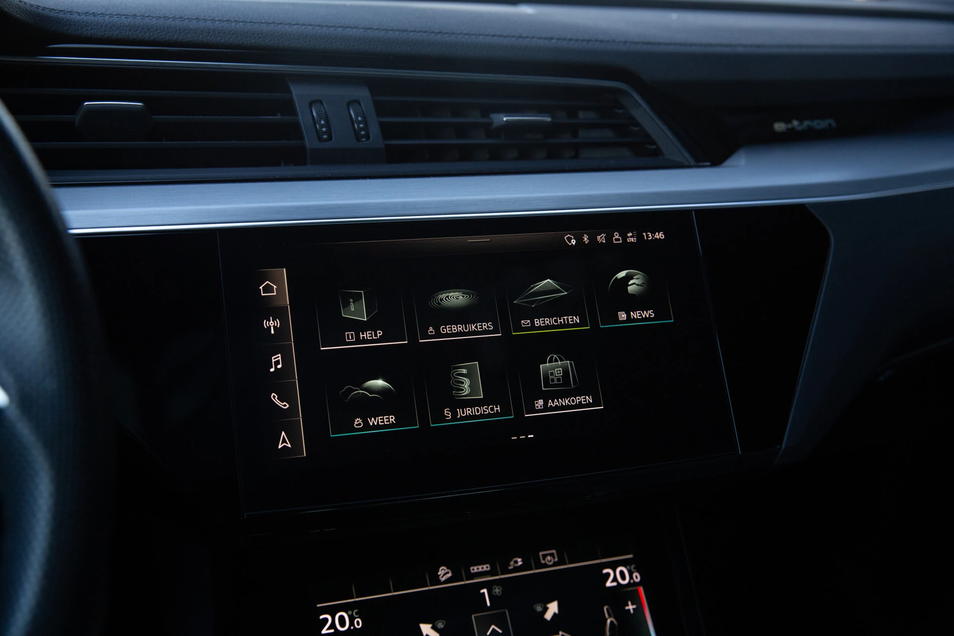 Hoofdafbeelding Audi e-tron