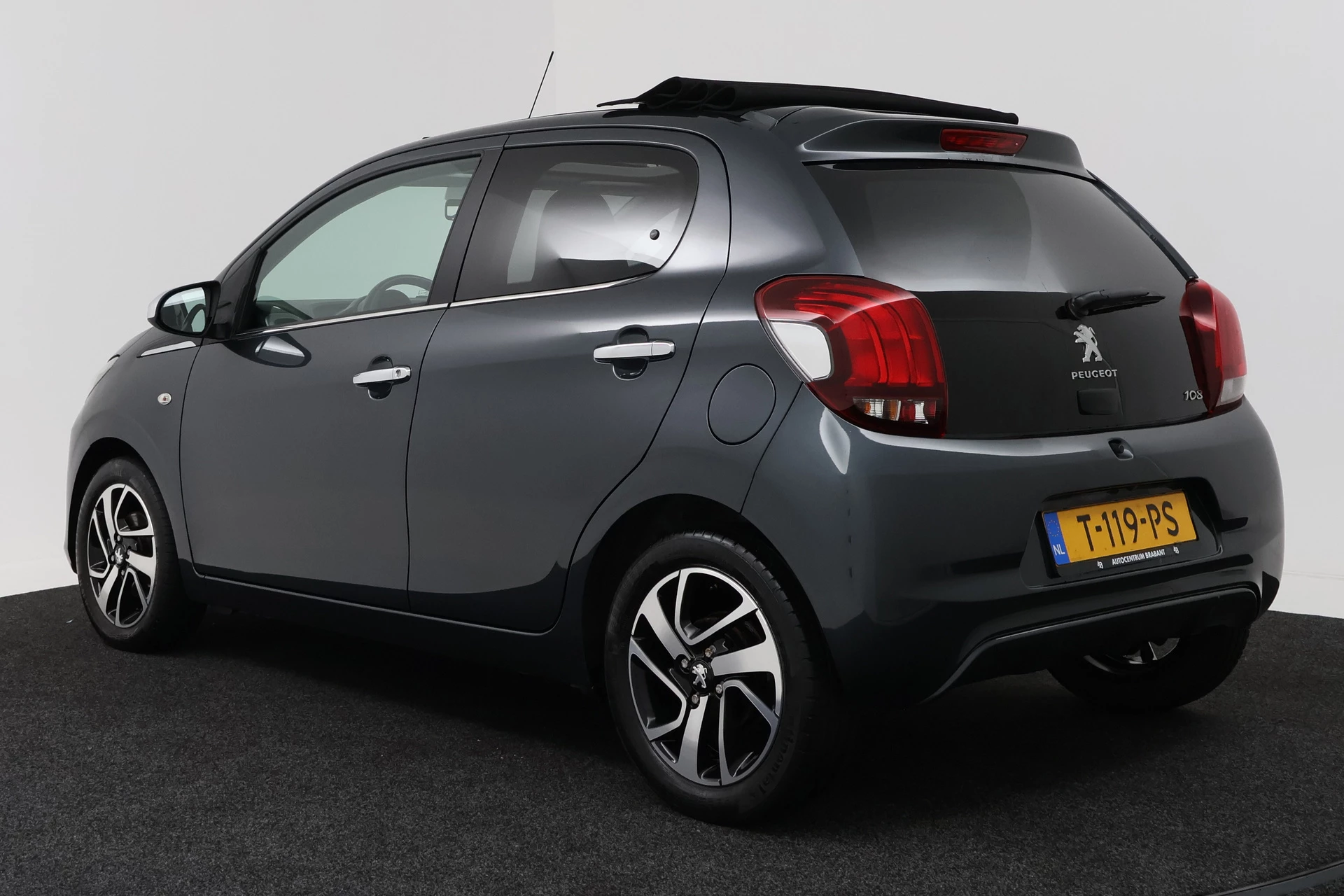 Hoofdafbeelding Peugeot 108