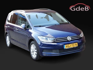 Hoofdafbeelding Volkswagen Touran Volkswagen Touran 1.2 TSI CONNECTED SERIES 7PERSOONS