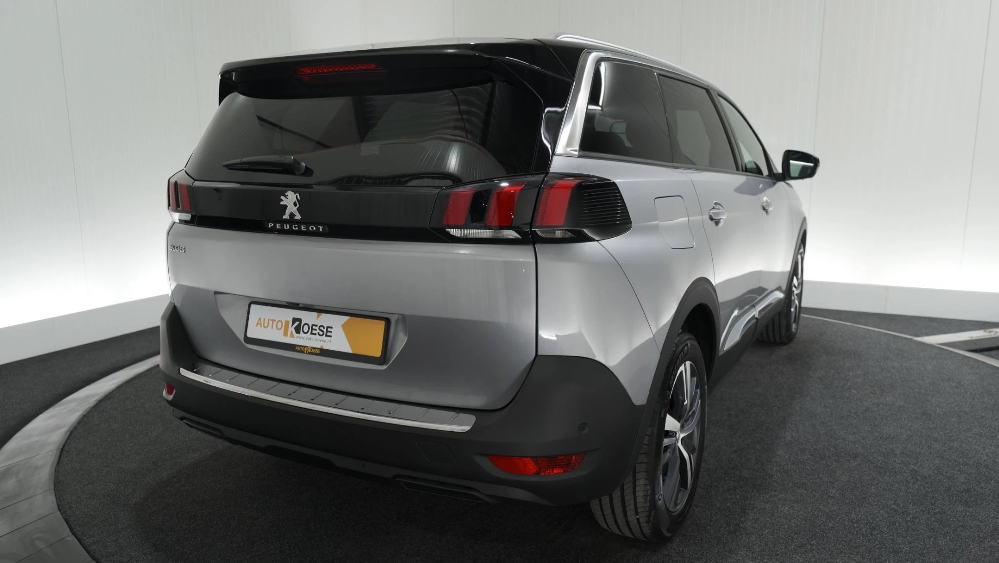 Hoofdafbeelding Peugeot 5008