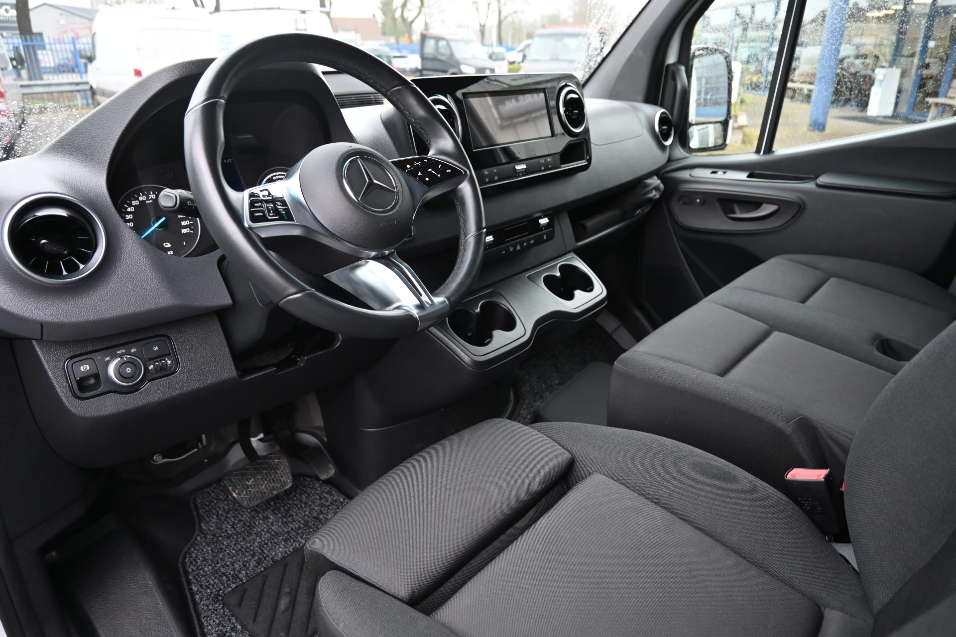 Hoofdafbeelding Mercedes-Benz eSprinter