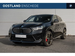 BMW iX2 eDrive20 M Sport / Trekhaak / Sportstoelen / Comfort Access / Achteruitrijcamera / Adaptieve LED / M Adaptief onderstel