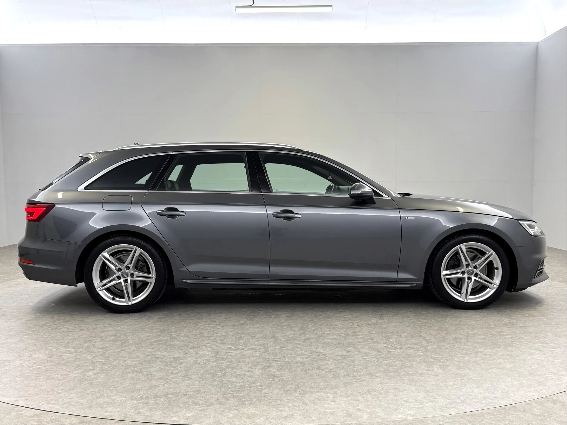 Hoofdafbeelding Audi A4