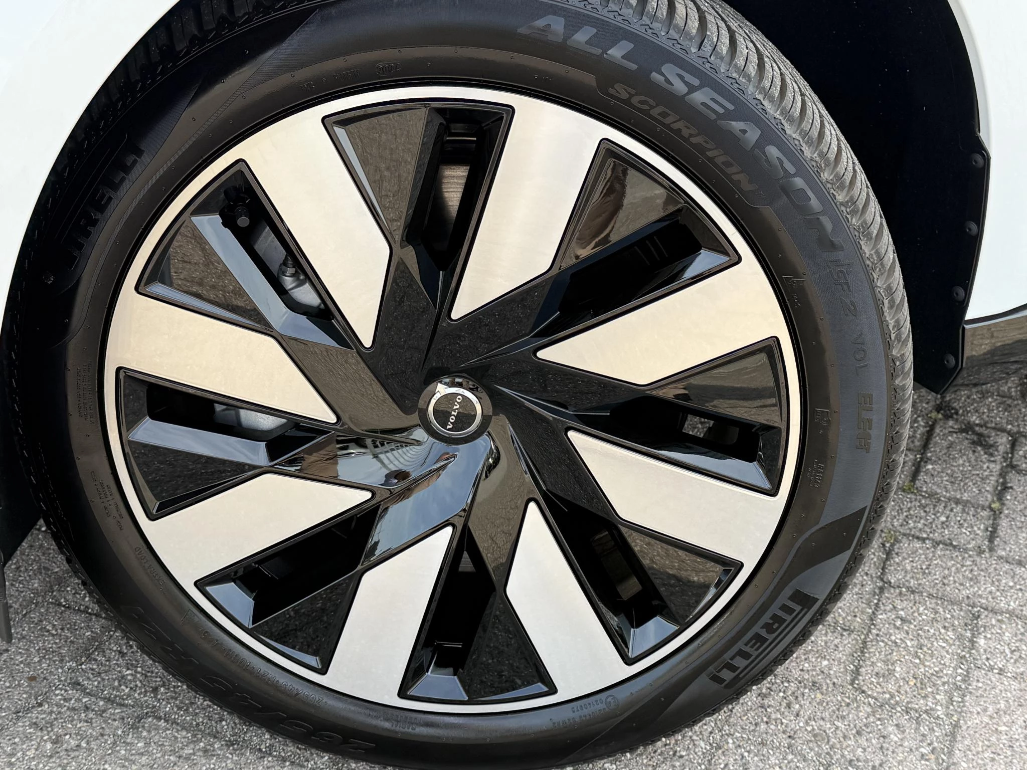 Hoofdafbeelding Volvo EX90
