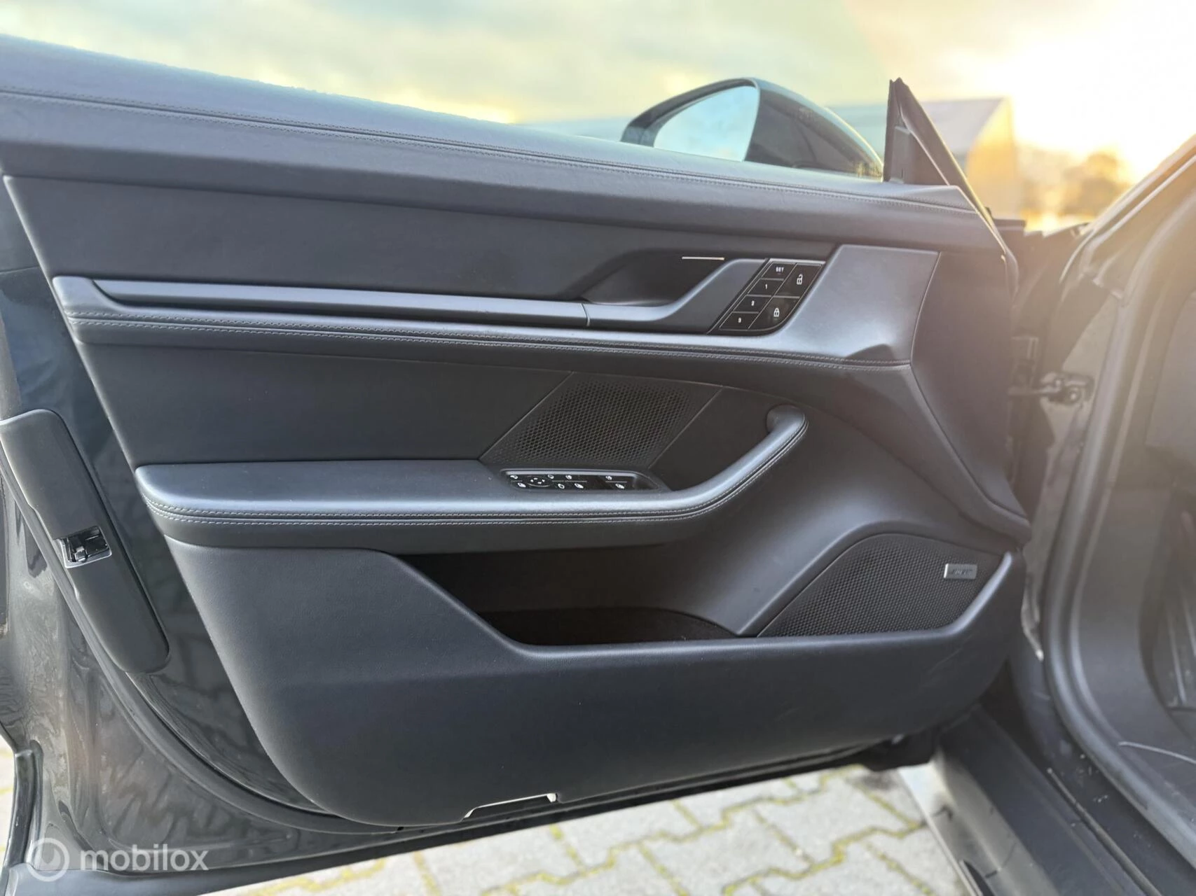 Hoofdafbeelding Porsche Taycan