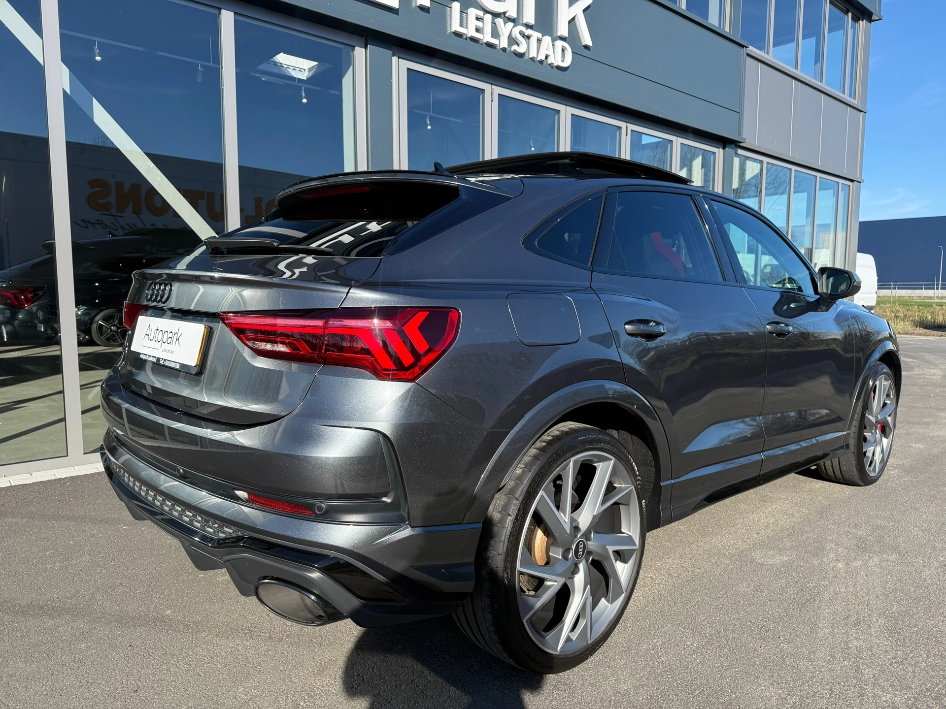 Hoofdafbeelding Audi RSQ3