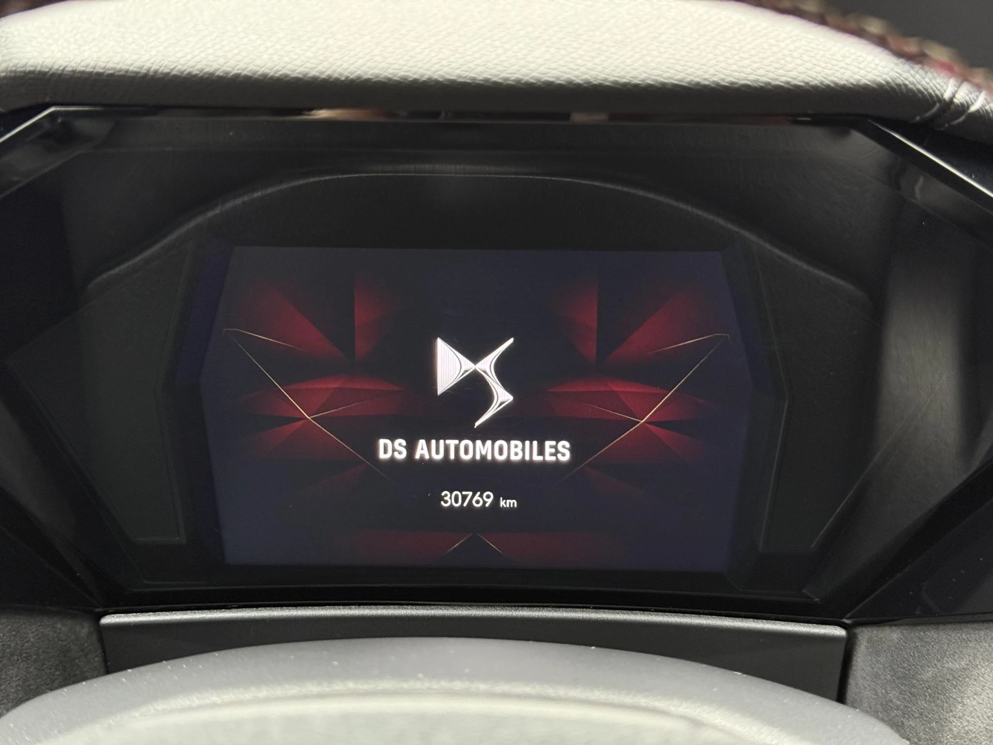 Hoofdafbeelding DS DS 4