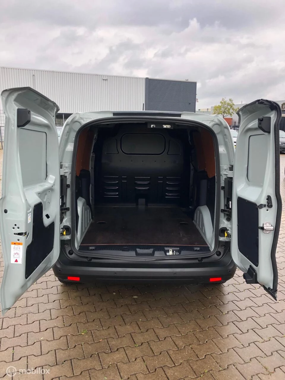 Hoofdafbeelding Ford Transit Courier
