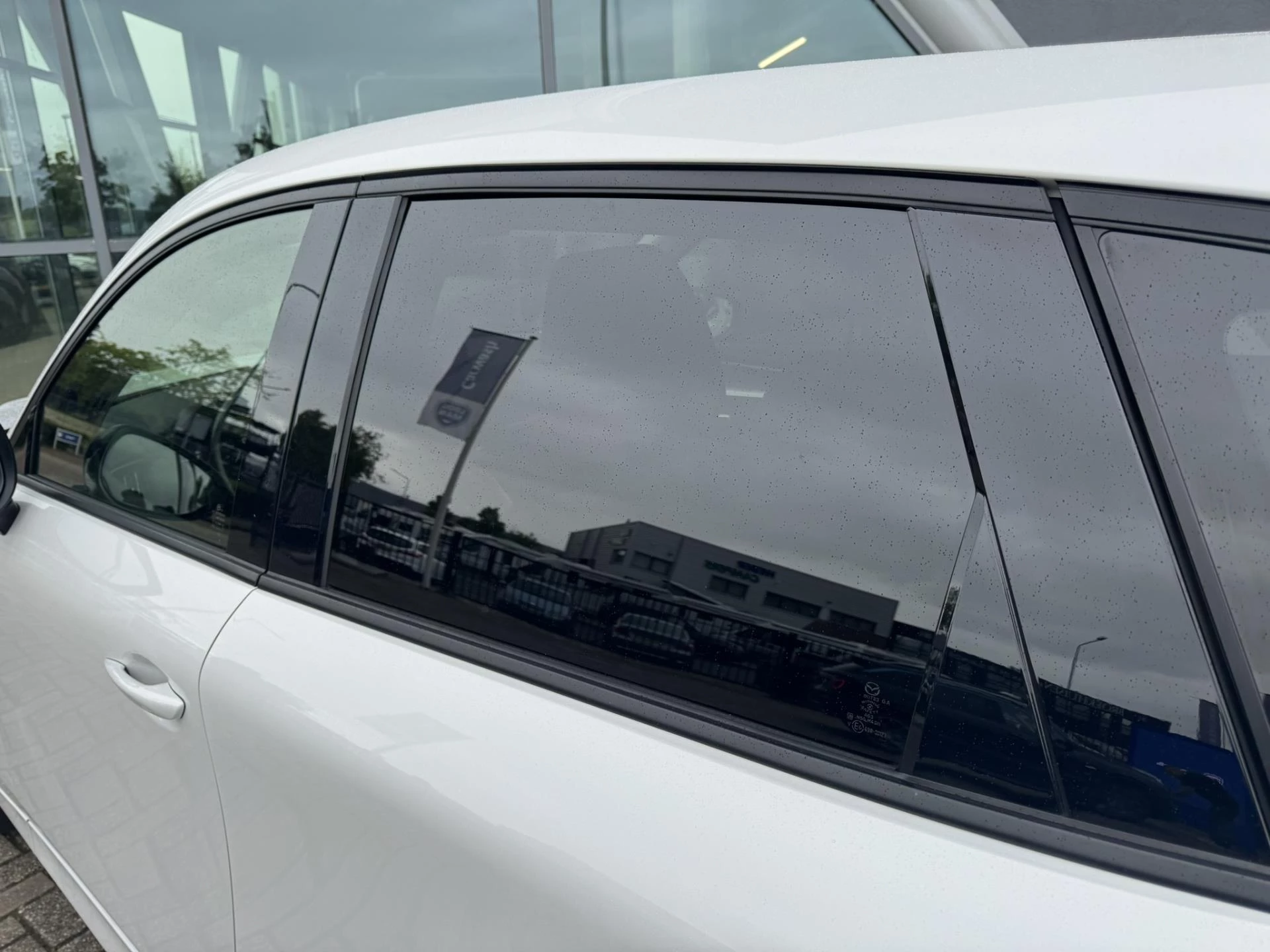 Hoofdafbeelding Mazda CX-60