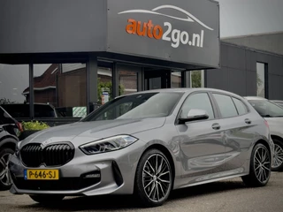 BMW 1 Serie 120i 2.0 AUT7 M-SPORT 179PK PANODAK LEDER NAVI DIGI-DASH APPLLE-CARPLAY LED LMV PDC