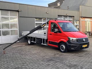 Hoofdafbeelding Volkswagen Crafter Volkswagen Crafter 50 2.0 TDI L4 Palfinger PC 1500 Airco Cruise control trekhaak 3500kg Pick-up Openlaadbak Tacho Telefoonverbinding Apple carplay 1e eigenaar Euro 6 Open laadbak P-up Bakwagen Autolaadkraan Kraan