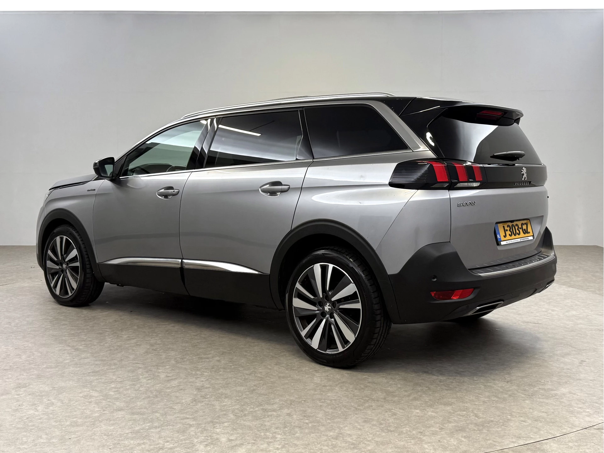 Hoofdafbeelding Peugeot 5008