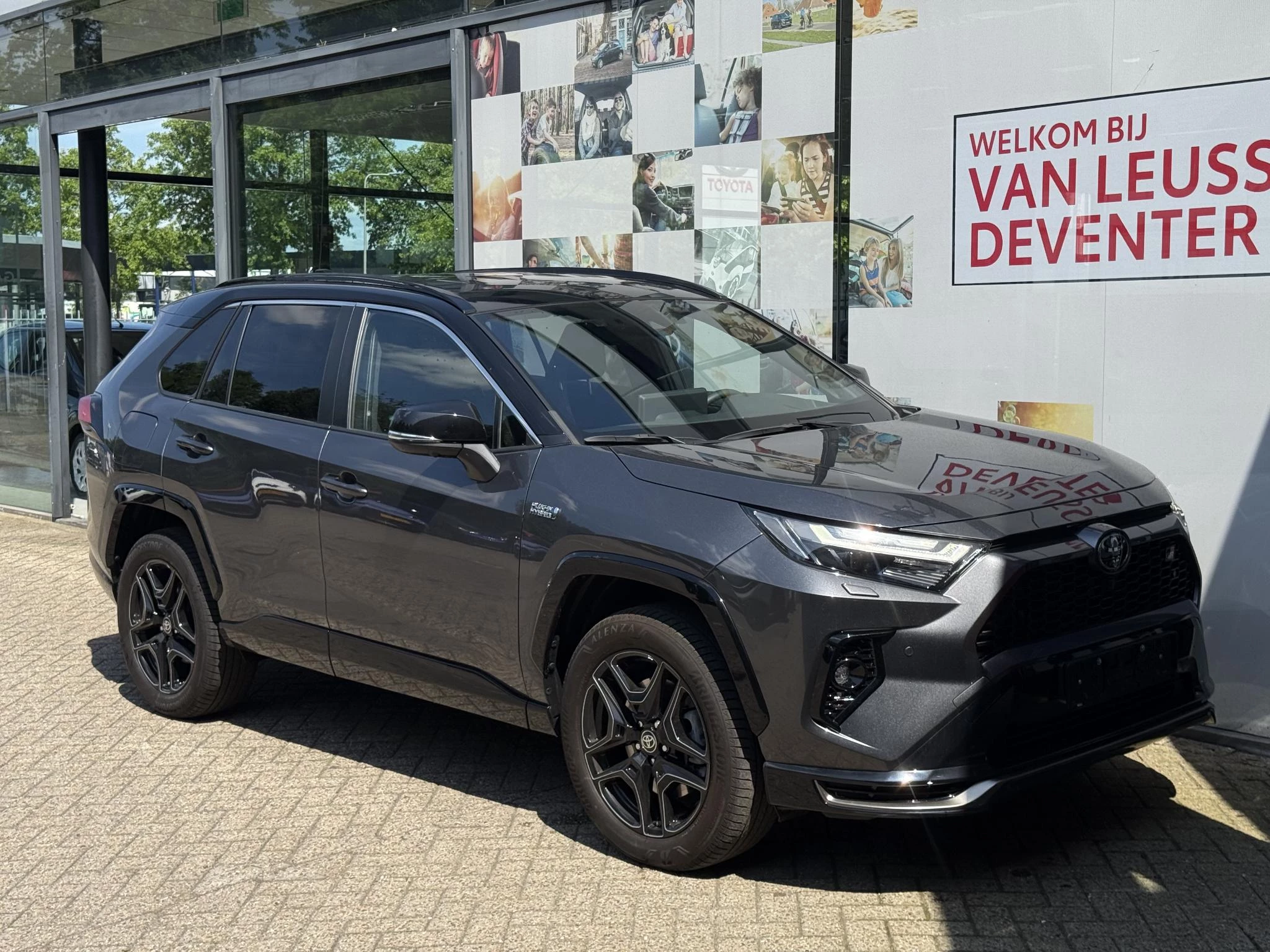 Hoofdafbeelding Toyota RAV4