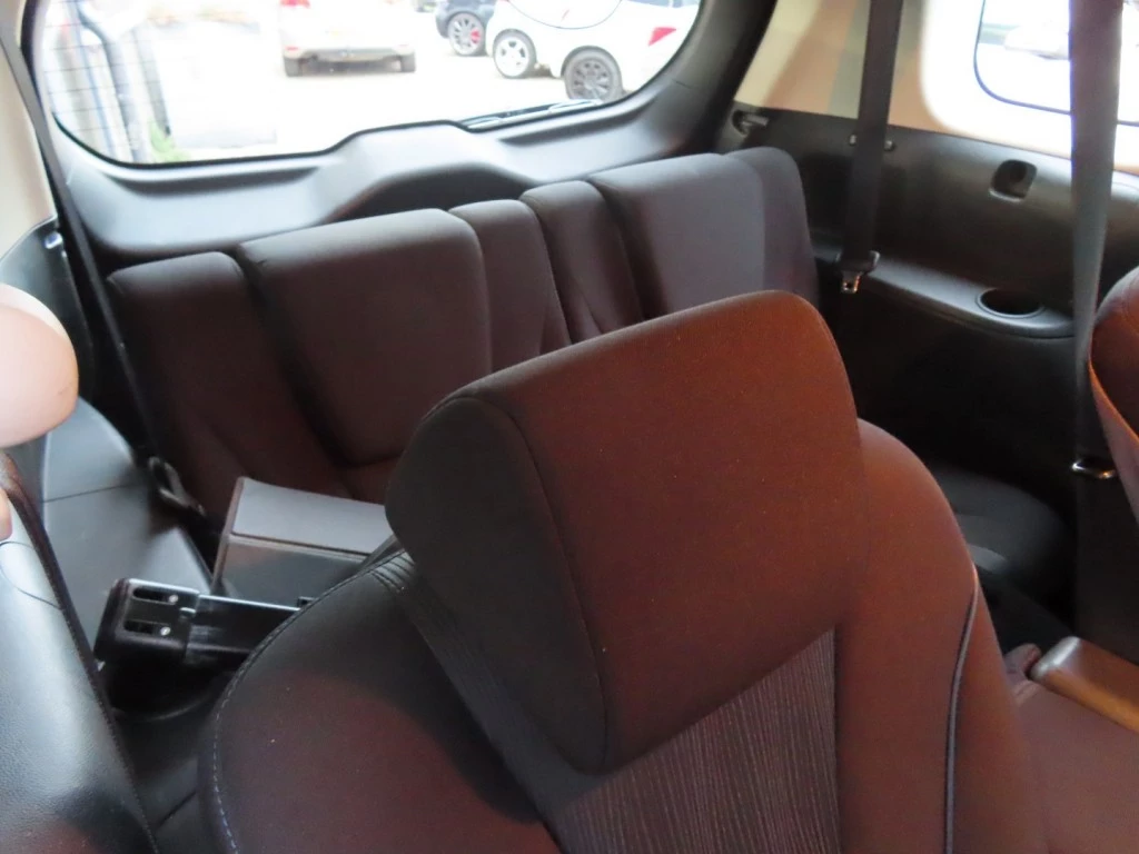 Hoofdafbeelding Mazda 5