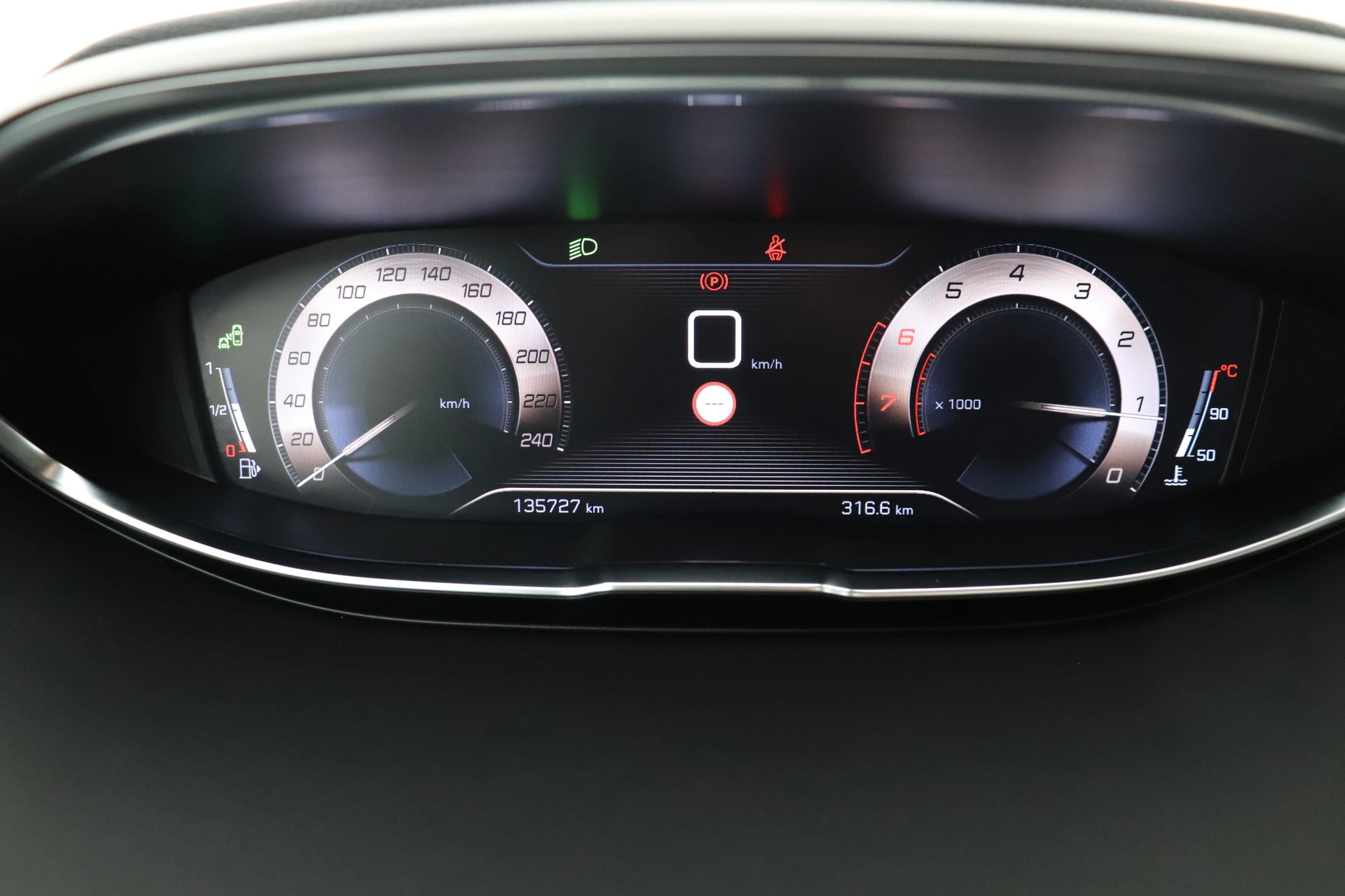 Hoofdafbeelding Peugeot 5008