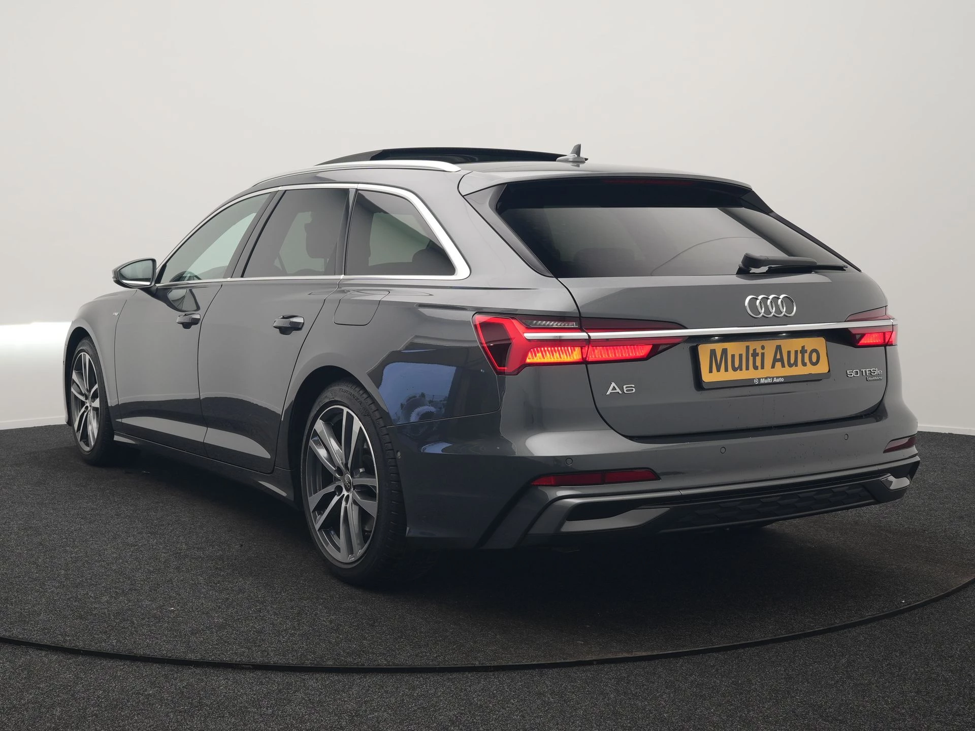 Hoofdafbeelding Audi A6