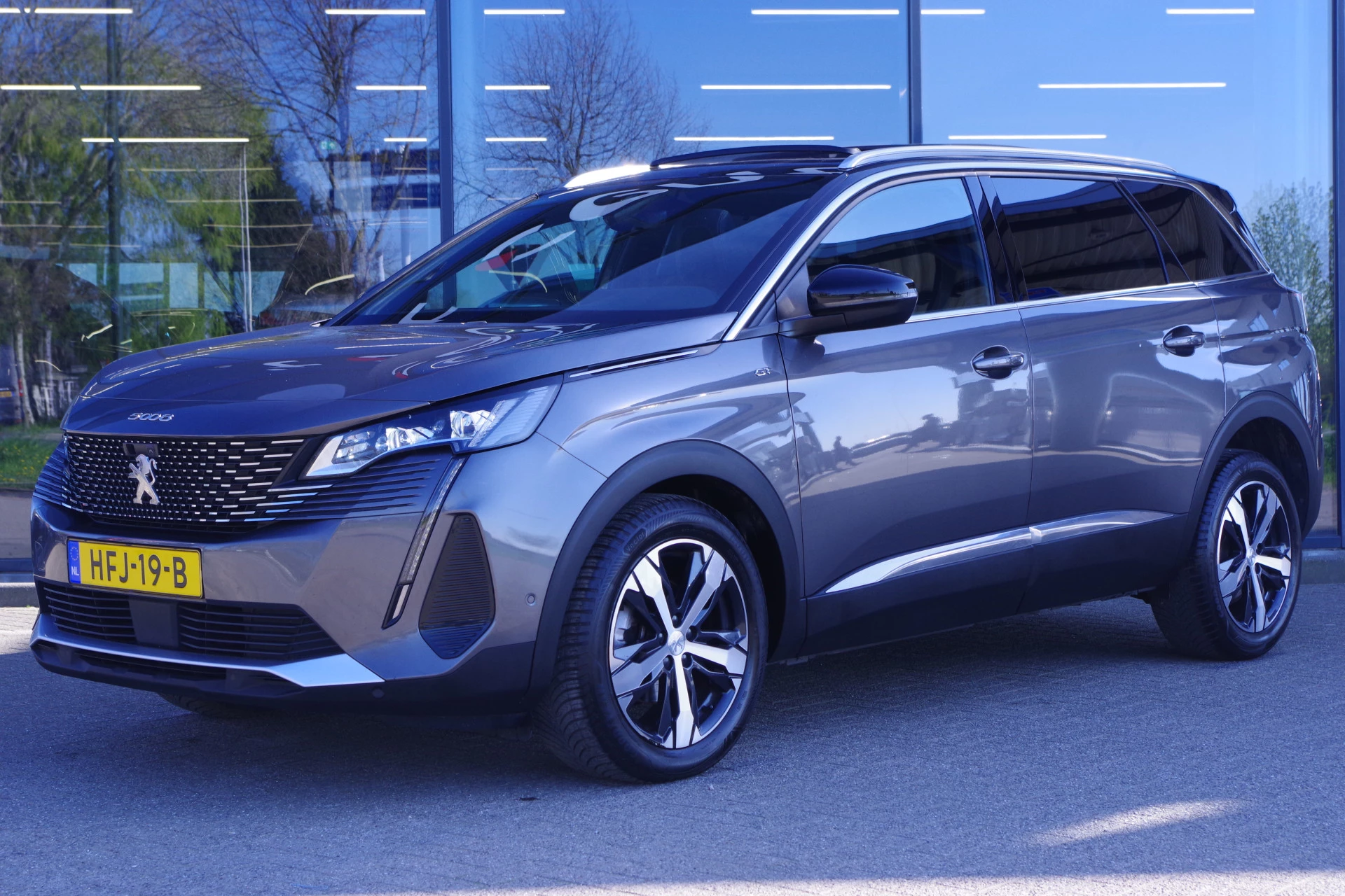 Hoofdafbeelding Peugeot 5008