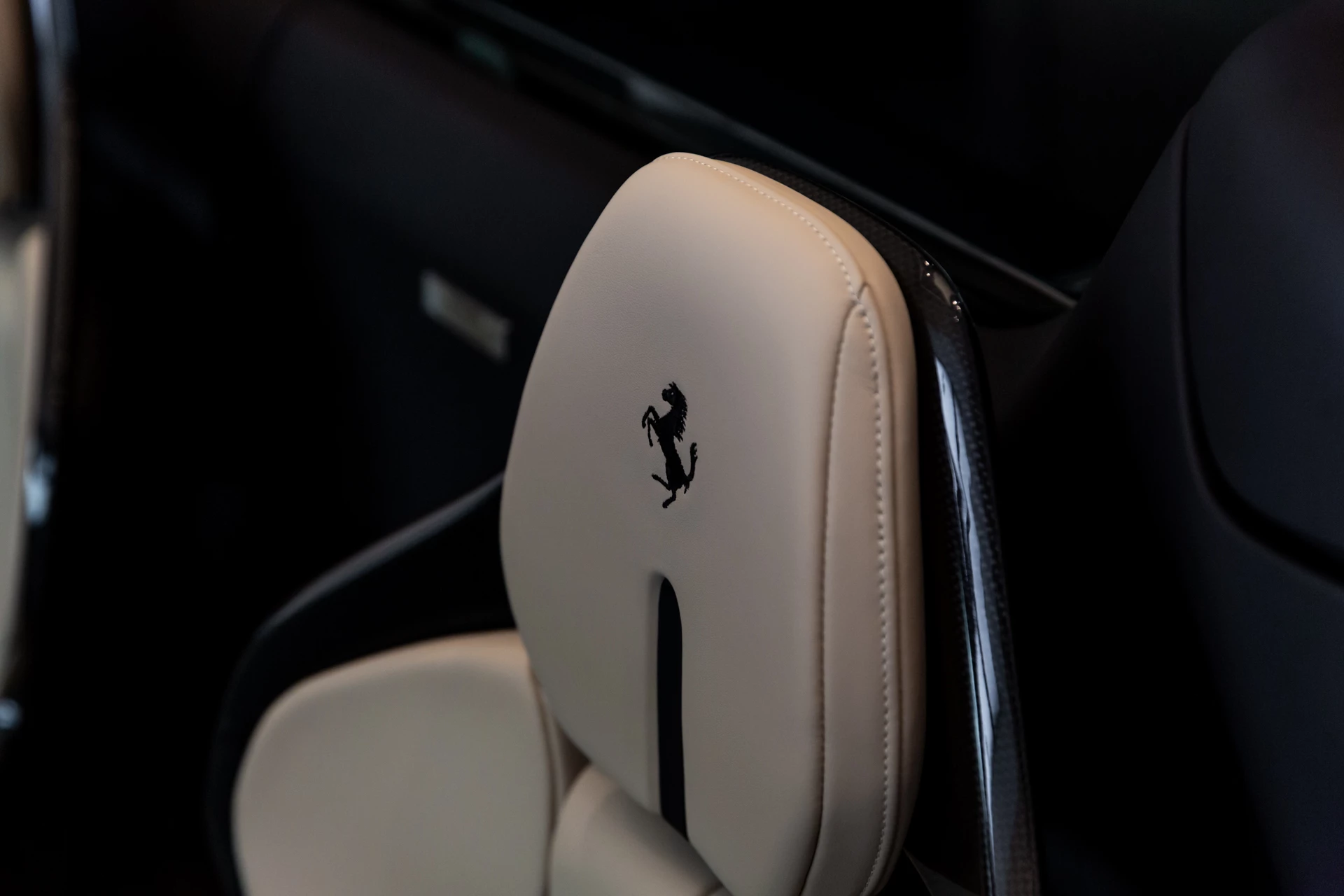 Hoofdafbeelding Ferrari 296