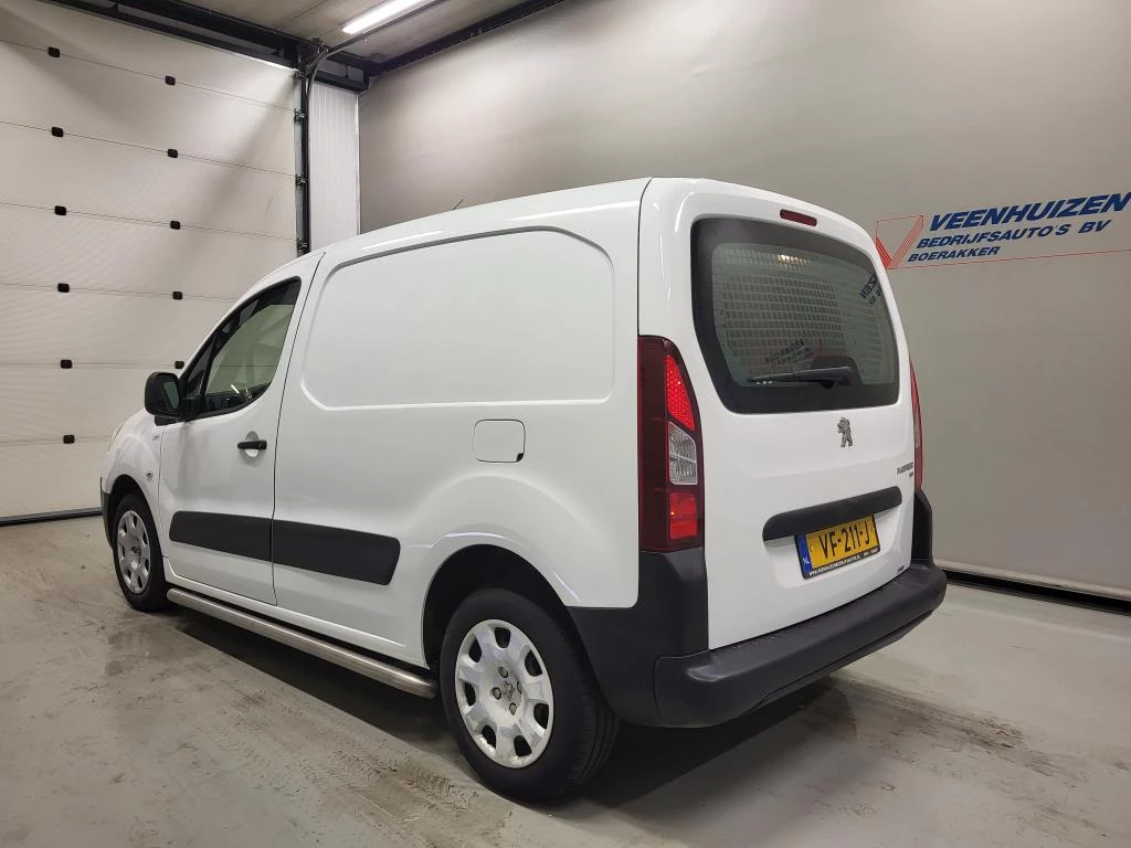 Hoofdafbeelding Peugeot Partner