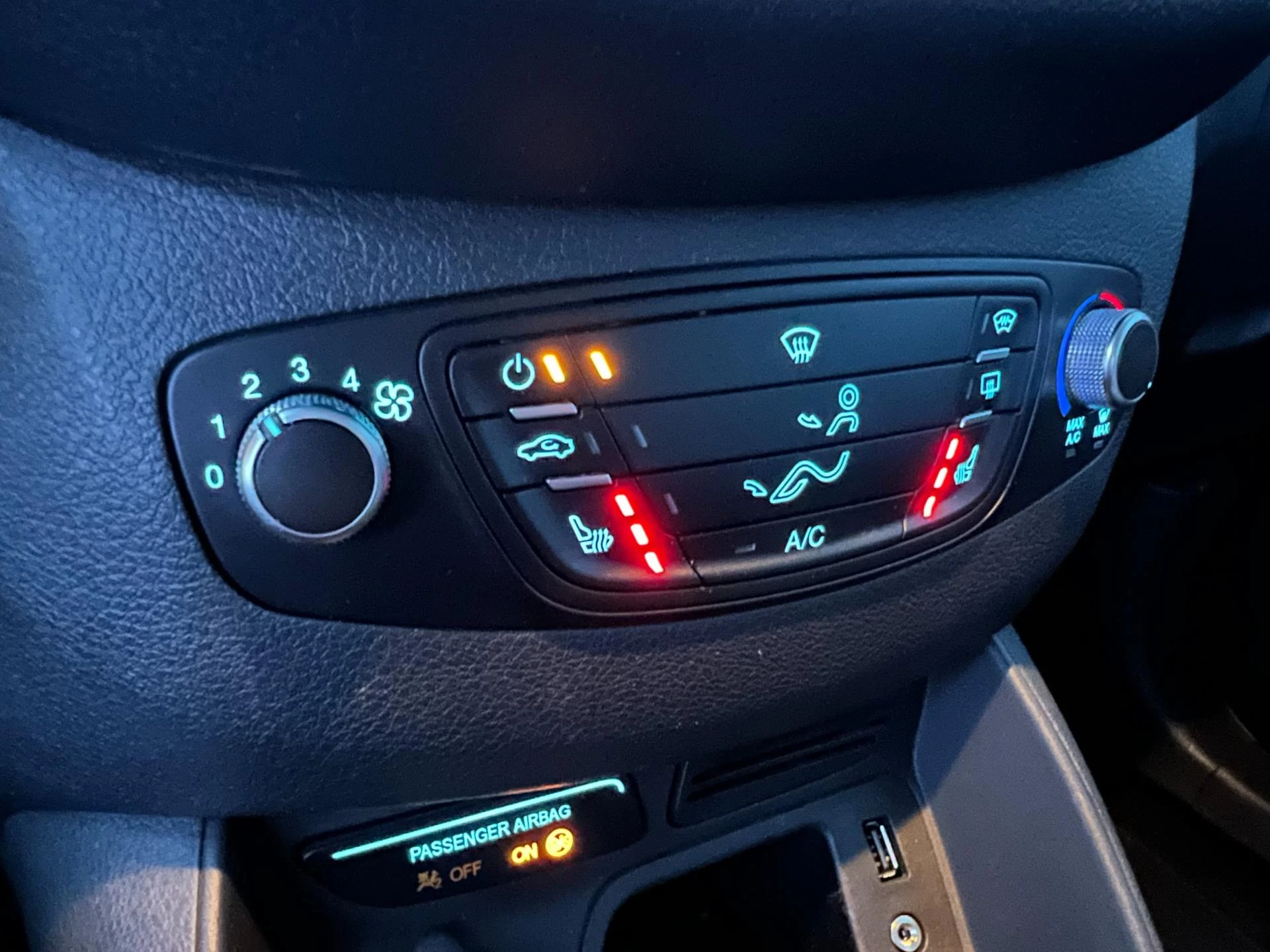 Hoofdafbeelding Ford Tourneo Courier