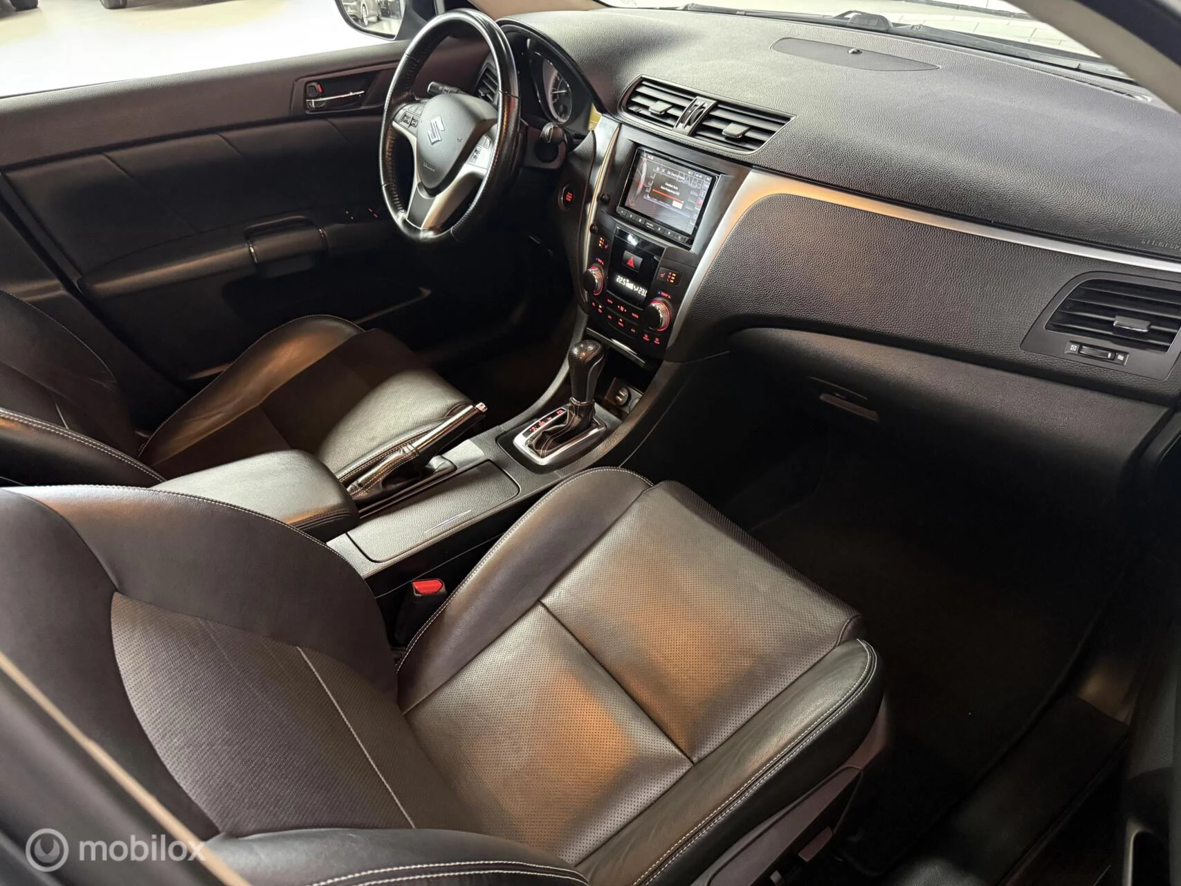 Hoofdafbeelding Suzuki Kizashi