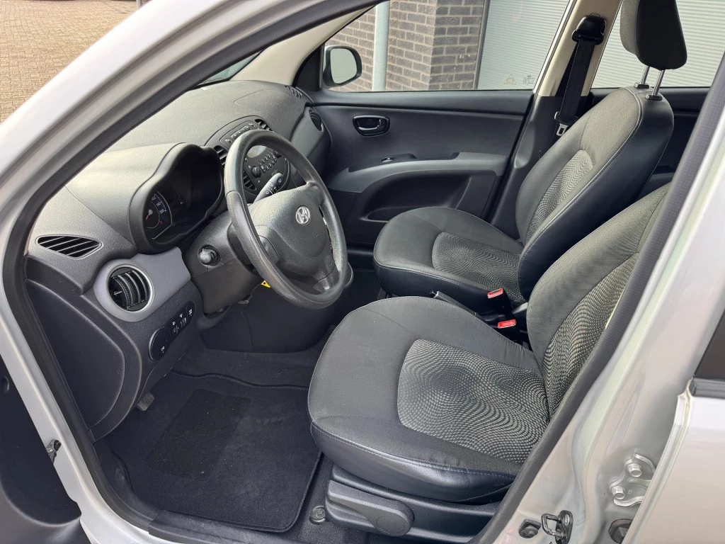 Hoofdafbeelding Hyundai i10