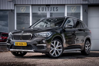 BMW X1 SDrive20i Centennial High Executive I Pano-dak I Leder I HuD I NL-auto I 2e-eig I Dealer-onderhouden