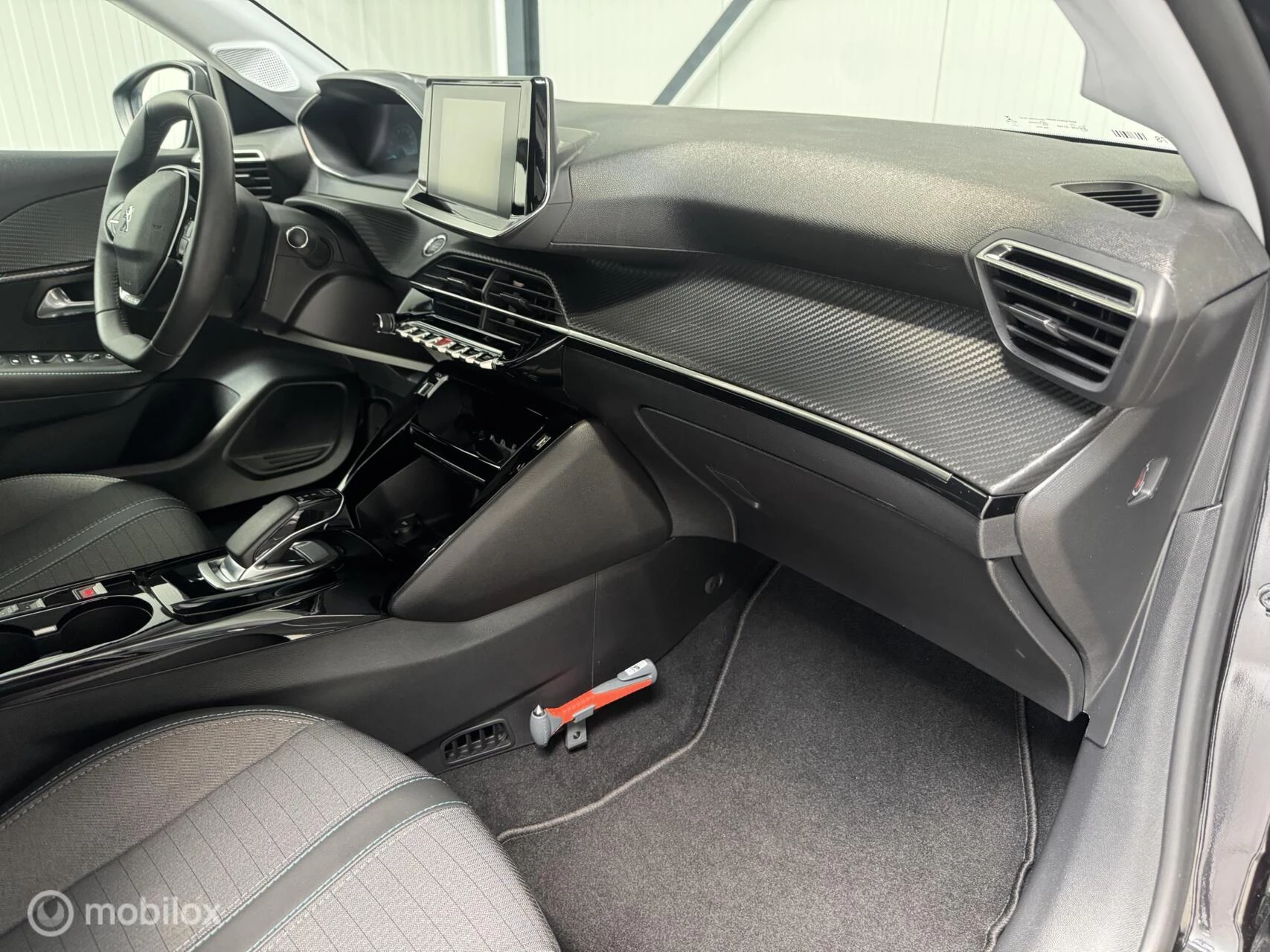 Hoofdafbeelding Peugeot e-208