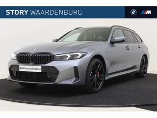 BMW 3 Serie Touring 330e xDrive High Executive M Sport Automaat / Trekhaak / Sportstoelen / Adaptieve LED / M Adaptief onderstel / Comfort Access / Parking Assistant / Harman Kardon