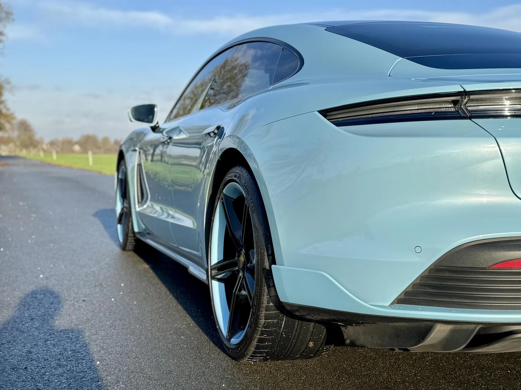 Hoofdafbeelding Porsche Taycan