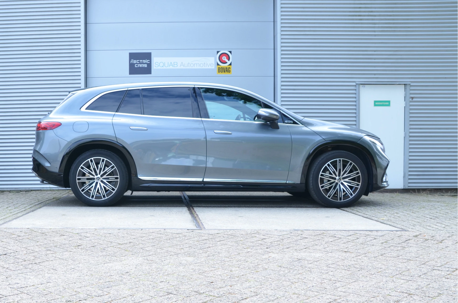 Hoofdafbeelding Mercedes-Benz EQS