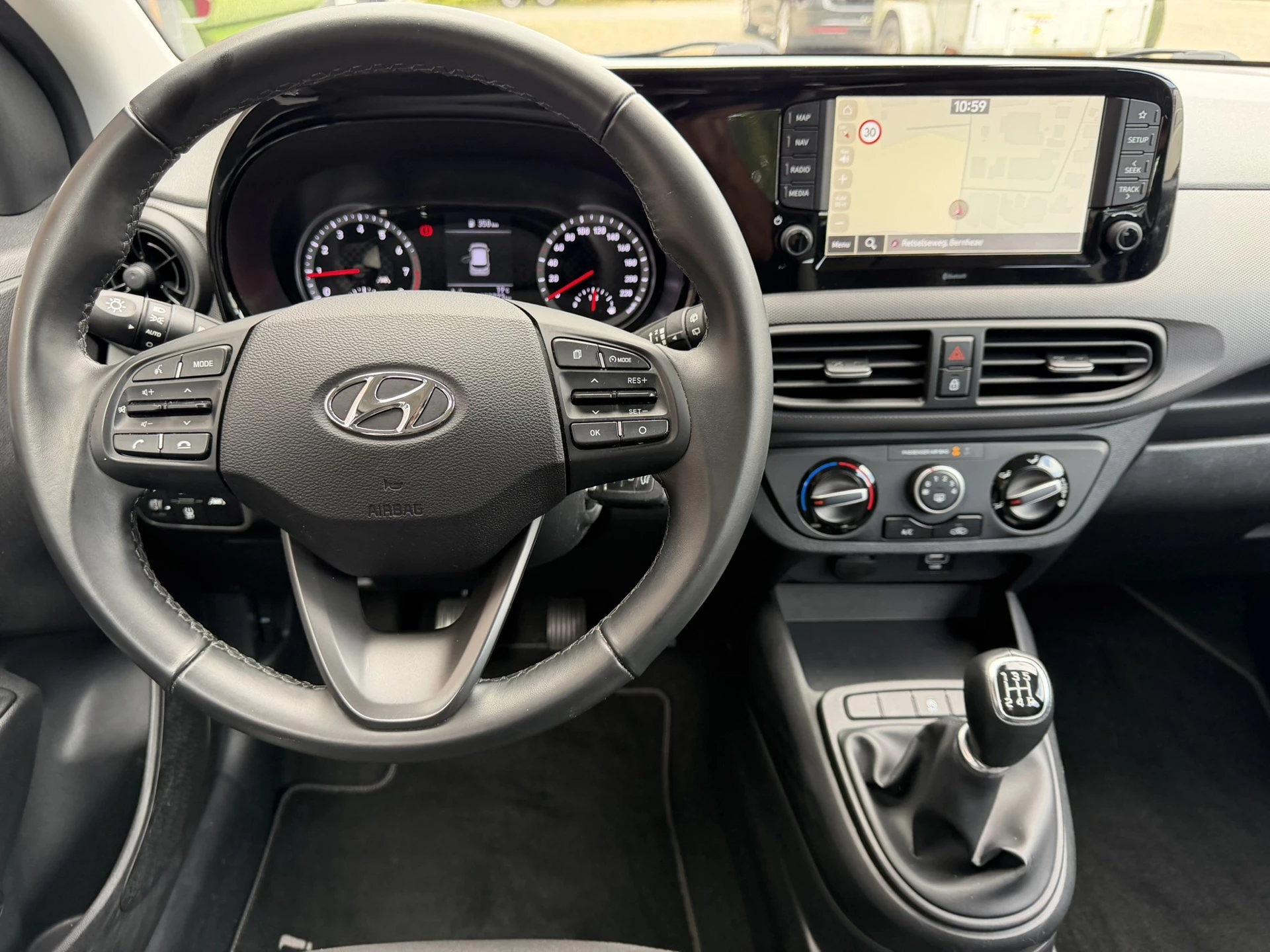 Hoofdafbeelding Hyundai i10