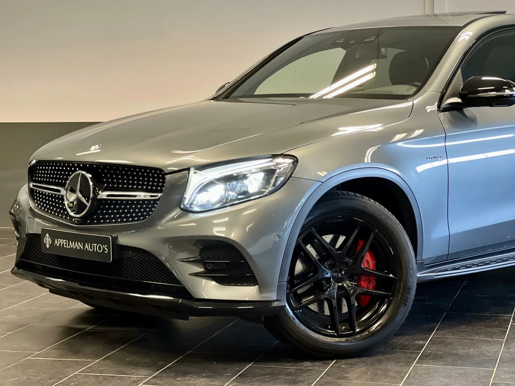 Hoofdafbeelding Mercedes-Benz GLC