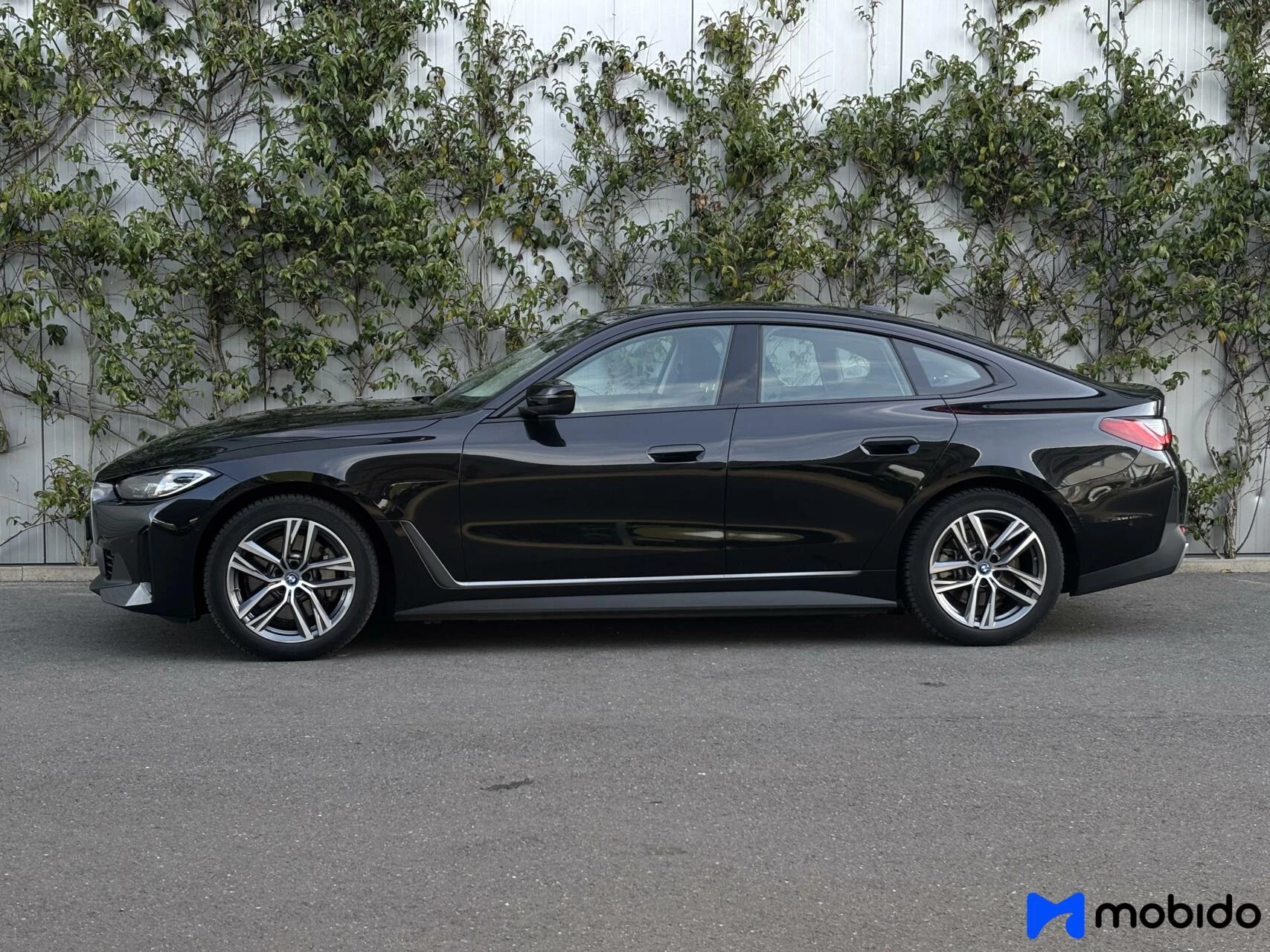 Hoofdafbeelding BMW i4